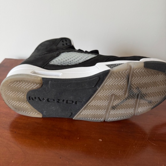 Air Jordan 5 Retro 'Oreo' Moonlight 2021- Size 9.5 - Picture 8 of 10